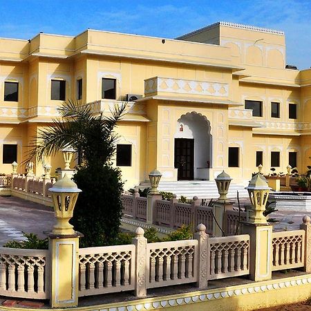 Hotel Raj Bagh Palace Jaipur Eksteriør billede