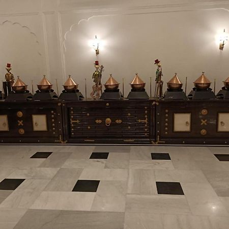 Hotel Raj Bagh Palace Jaipur Eksteriør billede