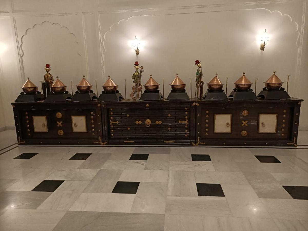 Hotel Raj Bagh Palace Jaipur Eksteriør billede